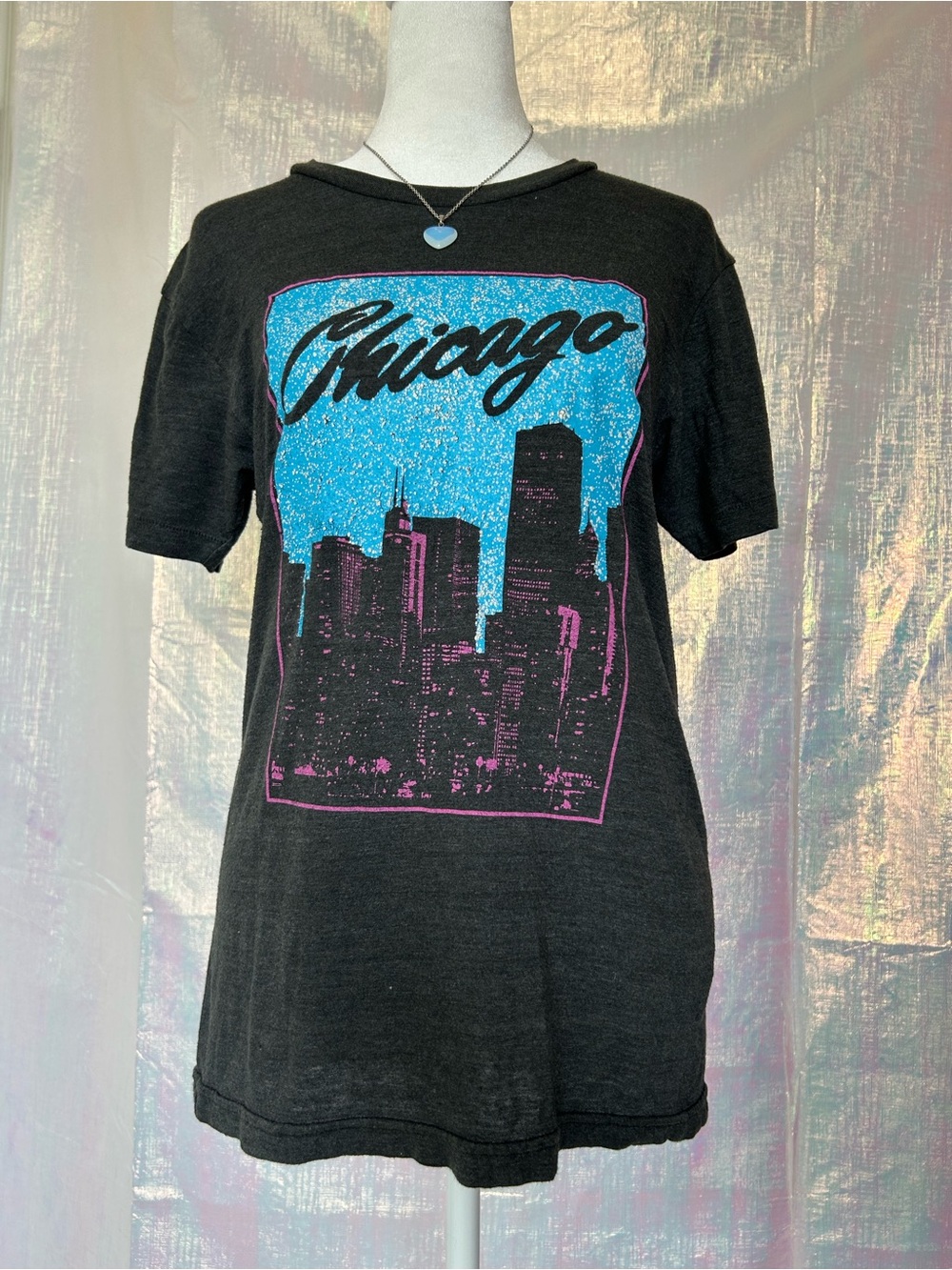 Vintage American Apparel Chicago Skyline Graphic Tee in Black. Size S.